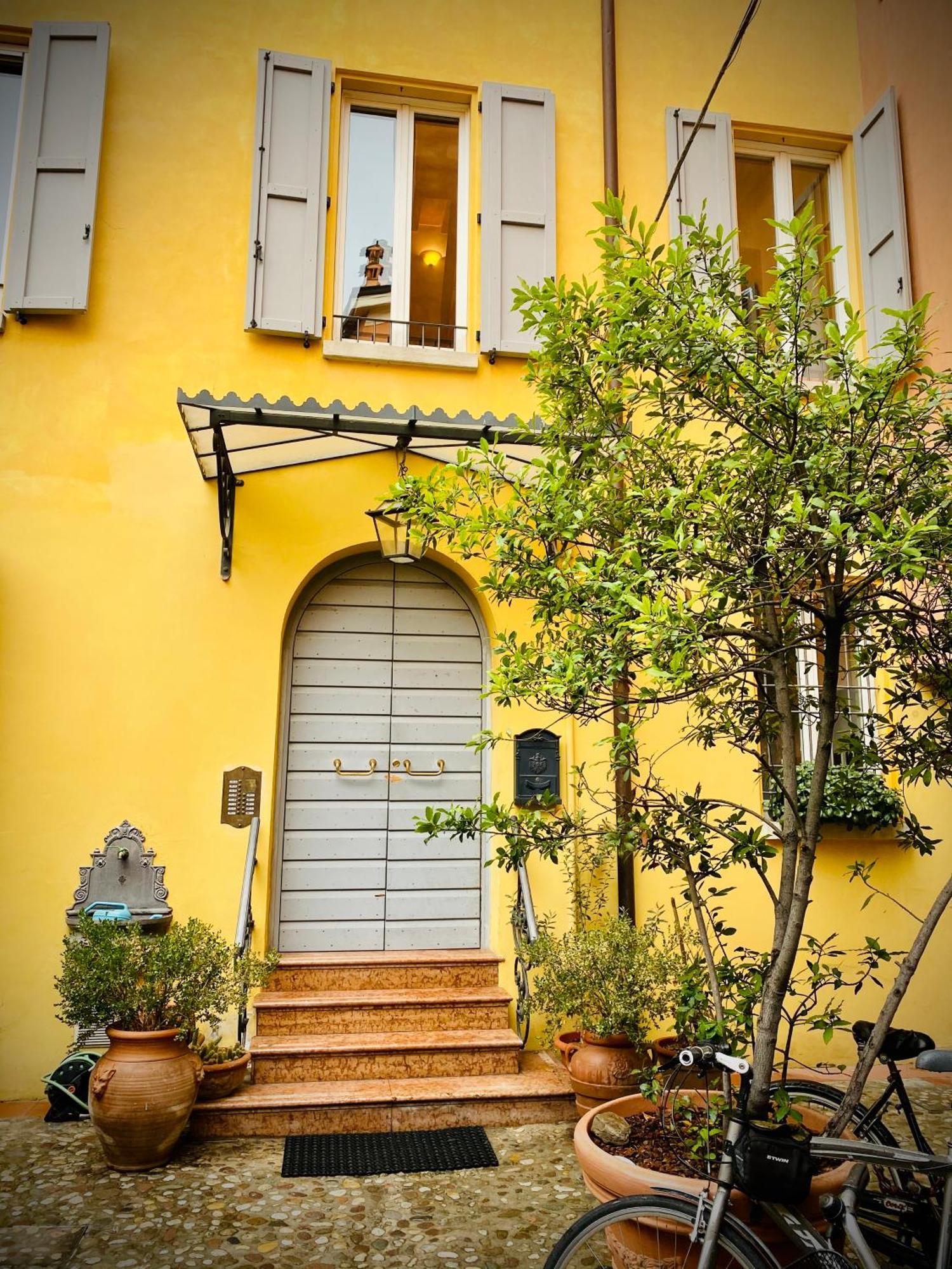 Pink House Tortellinosuite Modena Módena Exterior foto